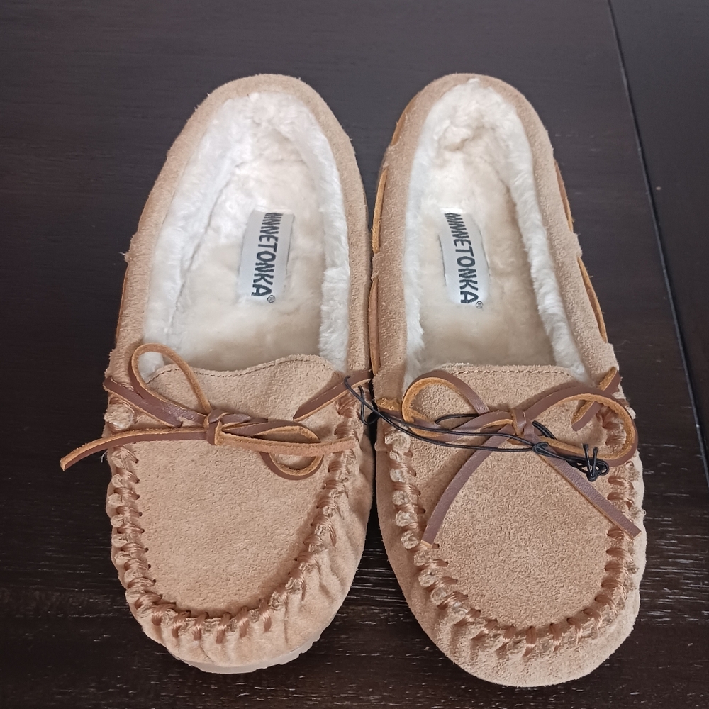 Minnetonka Chestnut Suede Shearling-Lined Moccasin Slippers